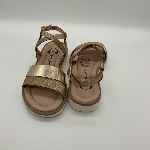 One35 Ankle Strap Sandals ,S.Escarcha Dorado Vegan Leather. Various Size - Picture 1 of 5